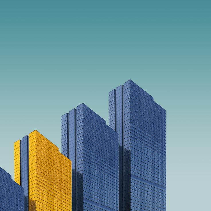 Parents evaluating schools in Italy